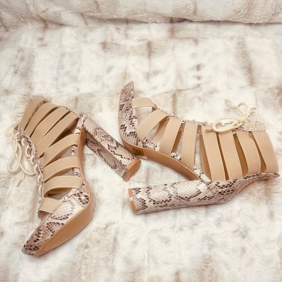 Cape Robbin Nude Open Toe Snake Print 5" Chunky Heel - Picture 10 of 12